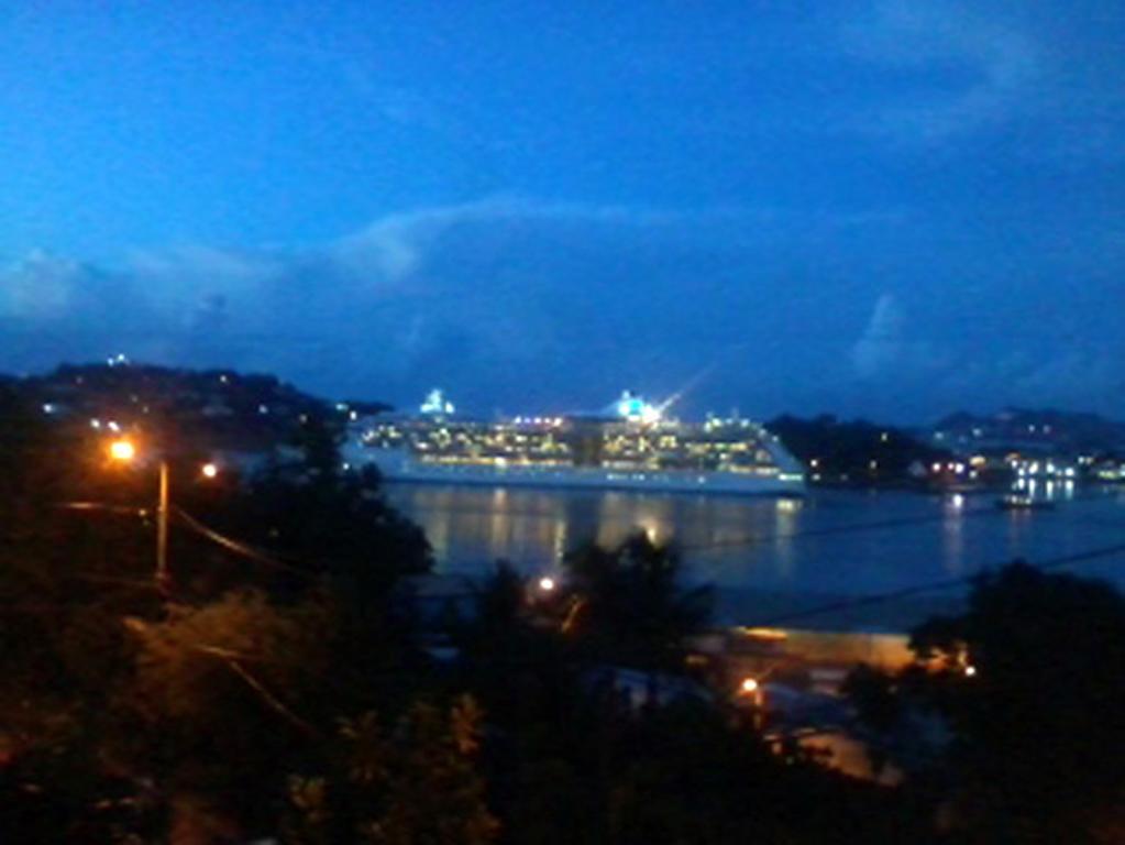 Harbour Vista Inn Кастрі Номер фото