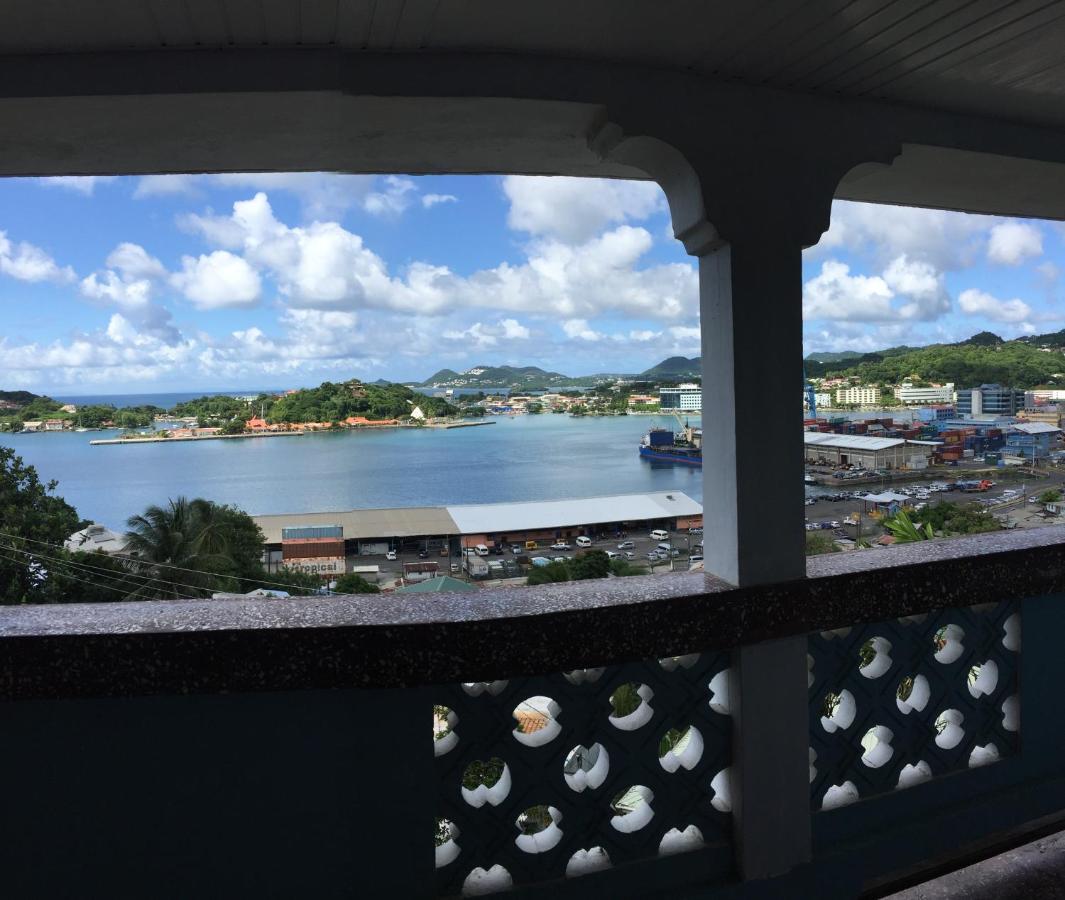Harbour Vista Inn Кастрі Екстер'єр фото